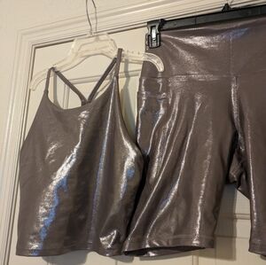 Old Navy Active power soft light support sports bra and bike short set.